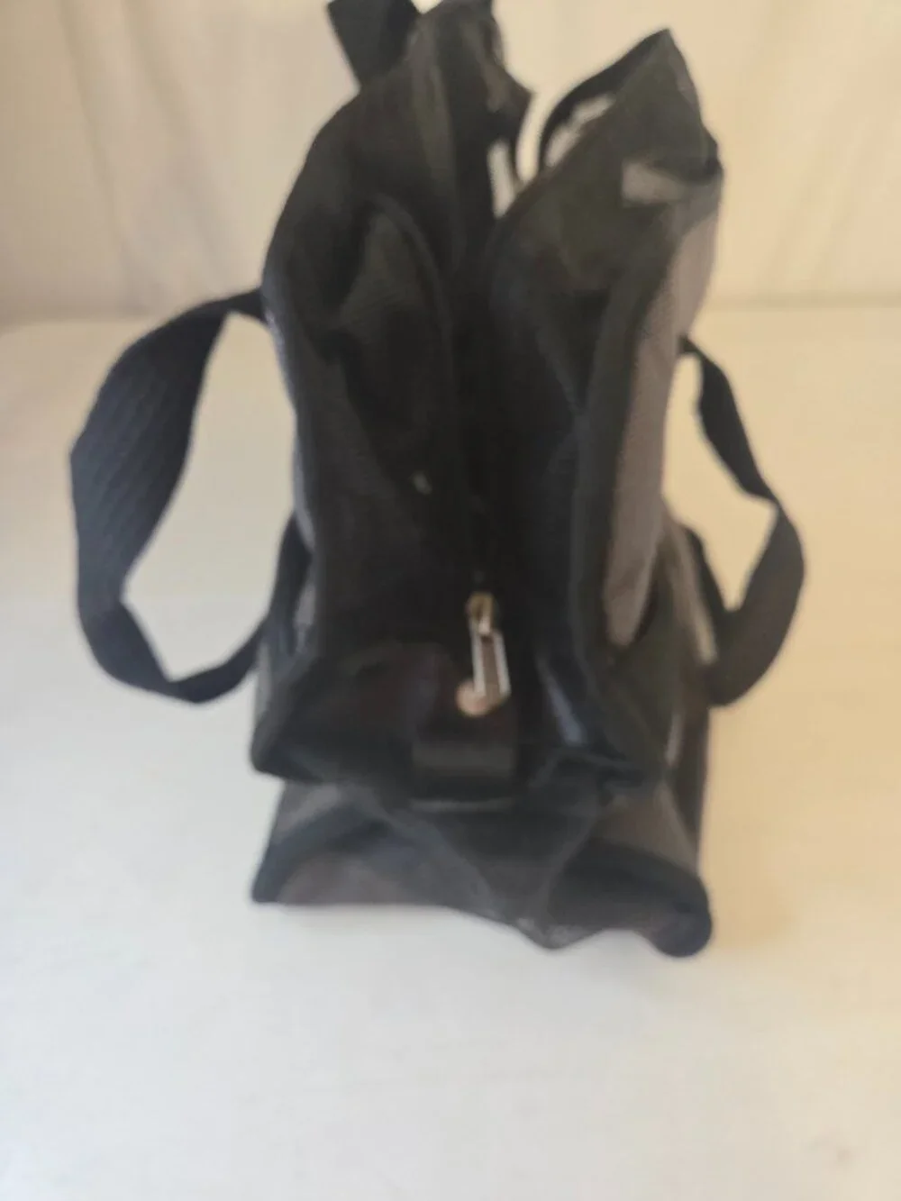 Sherpa Tote Around Town Pet Carrier Size Medium 16 Pounds
